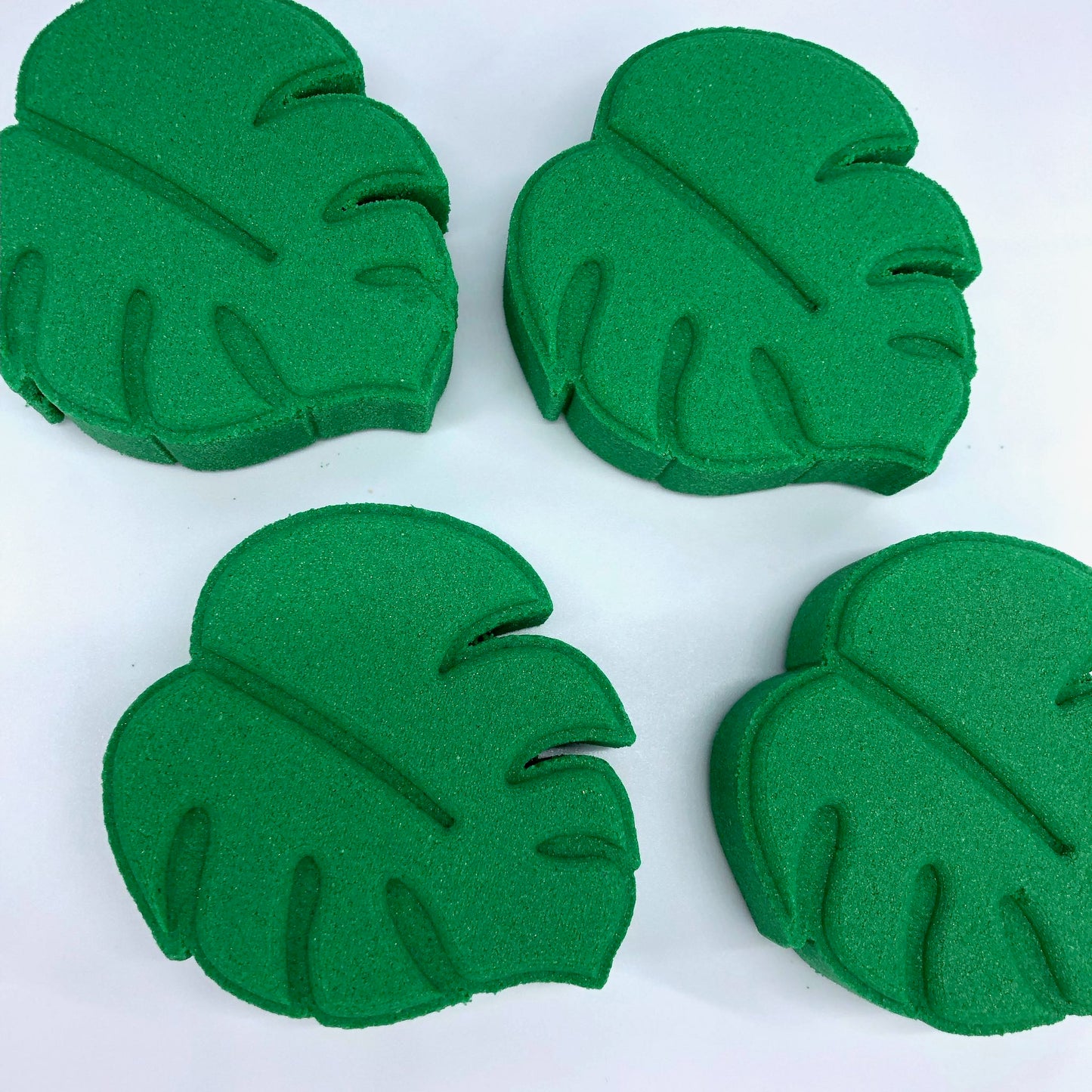 Monstera Leaf Bath Bomb